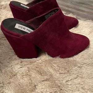 STEVE MADDEN SUEDE SHOES